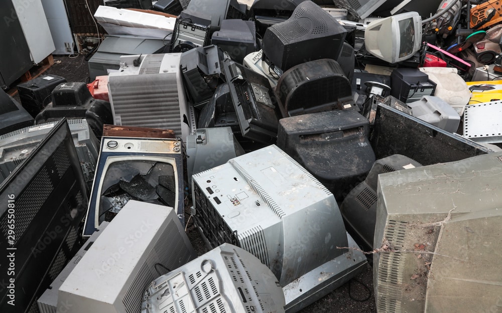 Junk Removal 5 Entertainment center junk